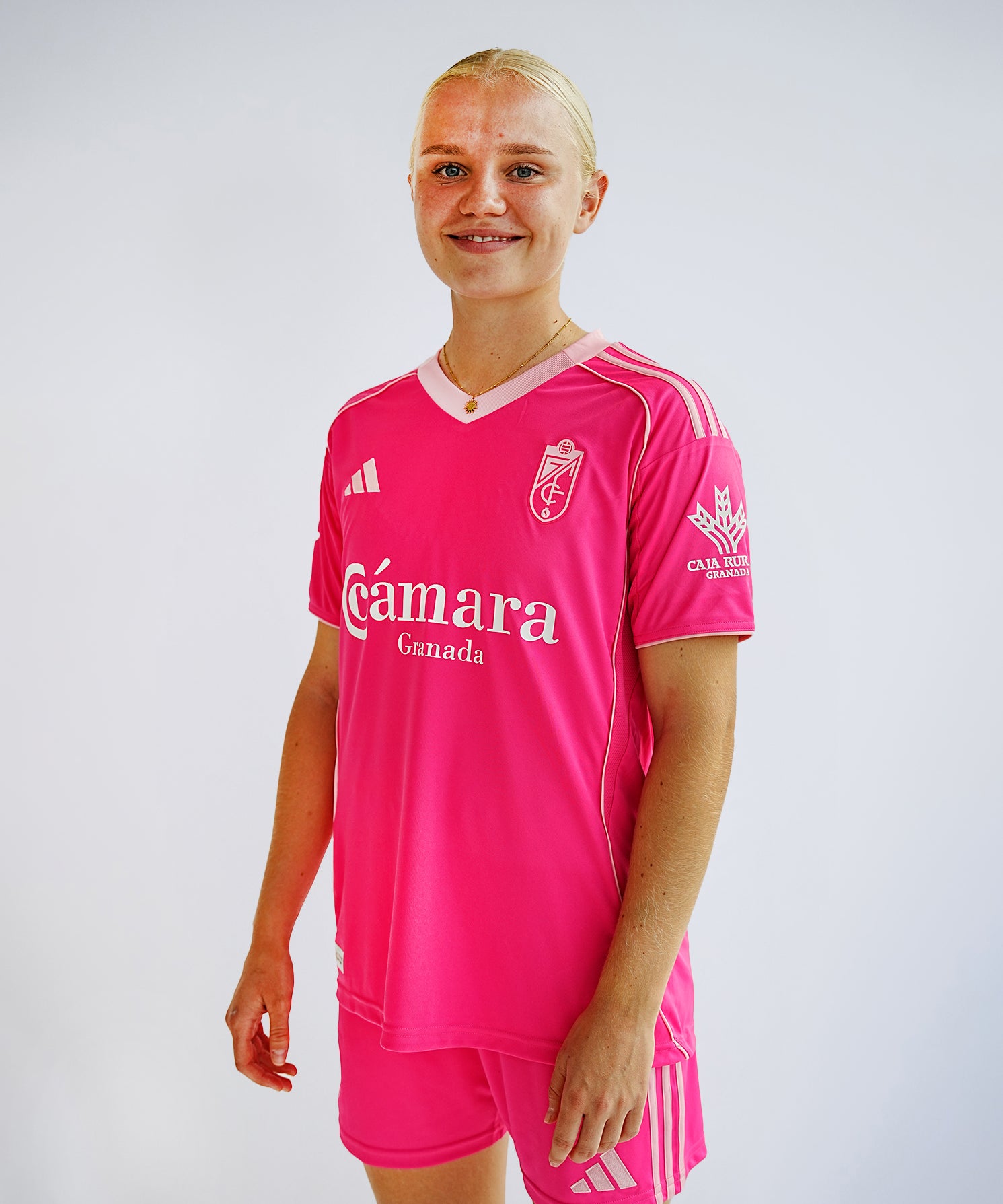 4_equipacion_mujer.jpg