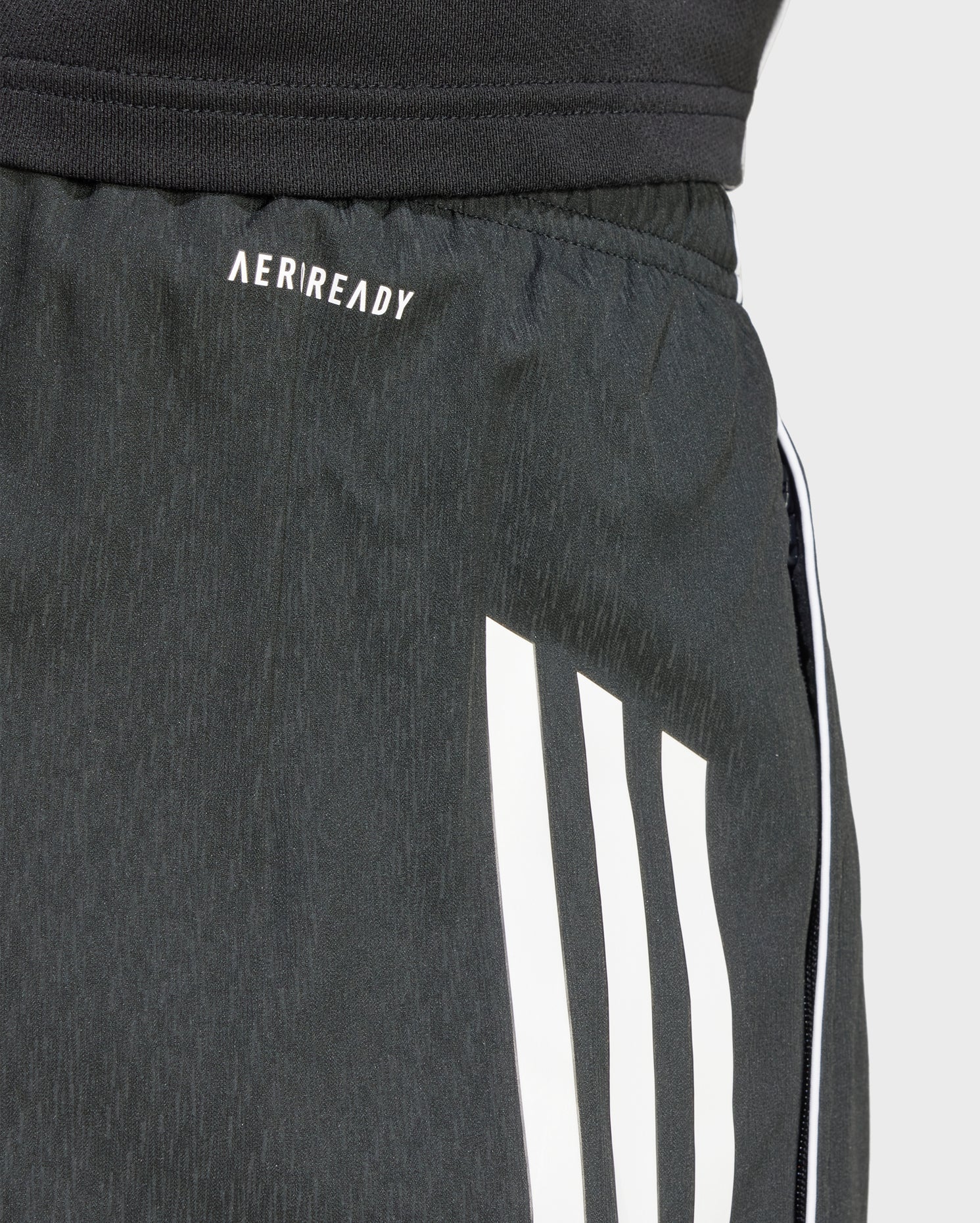 Bermuda Negra Hombre adidas 25-26