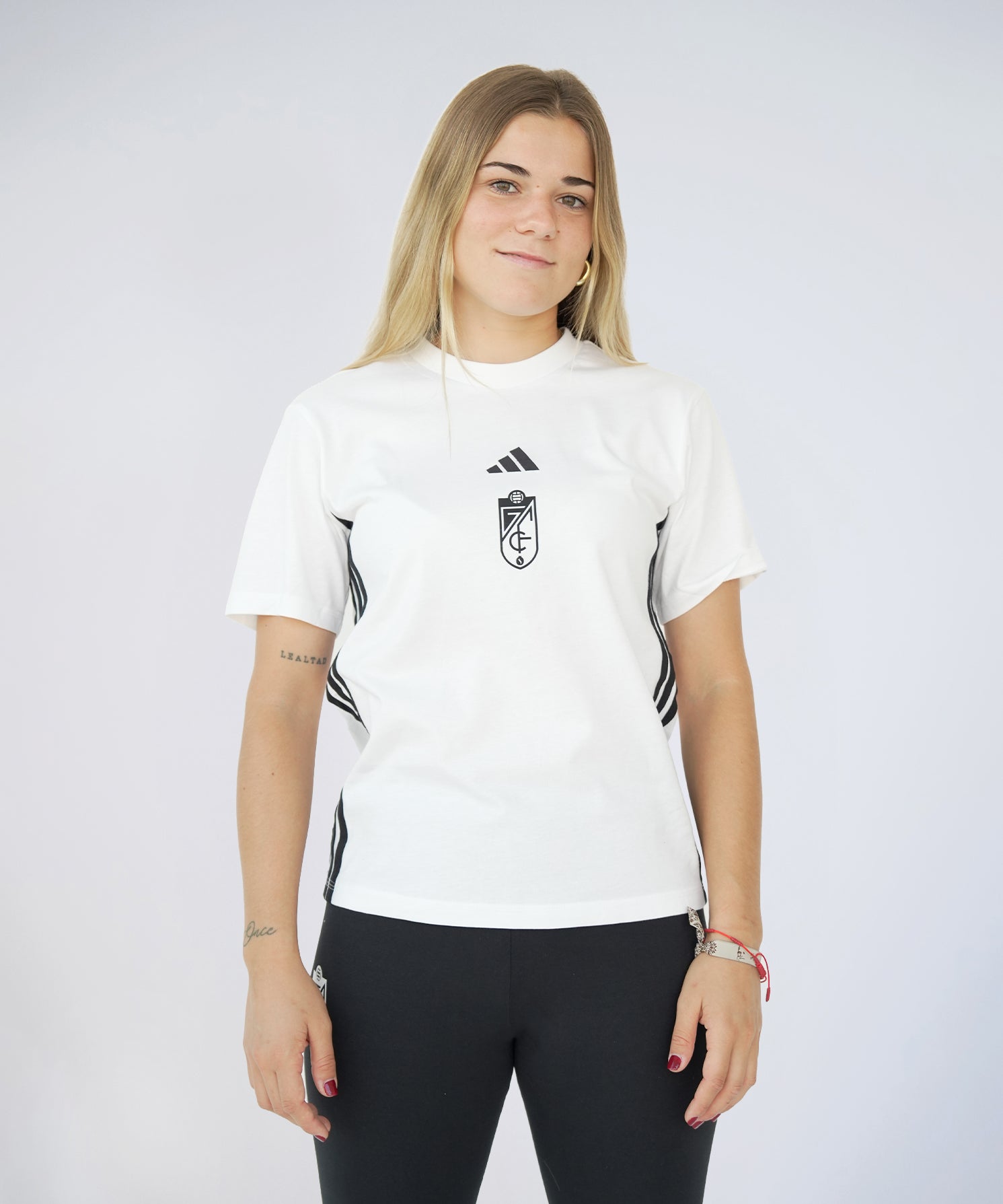 CAMISETA_BLANCA_FI_1.jpg
