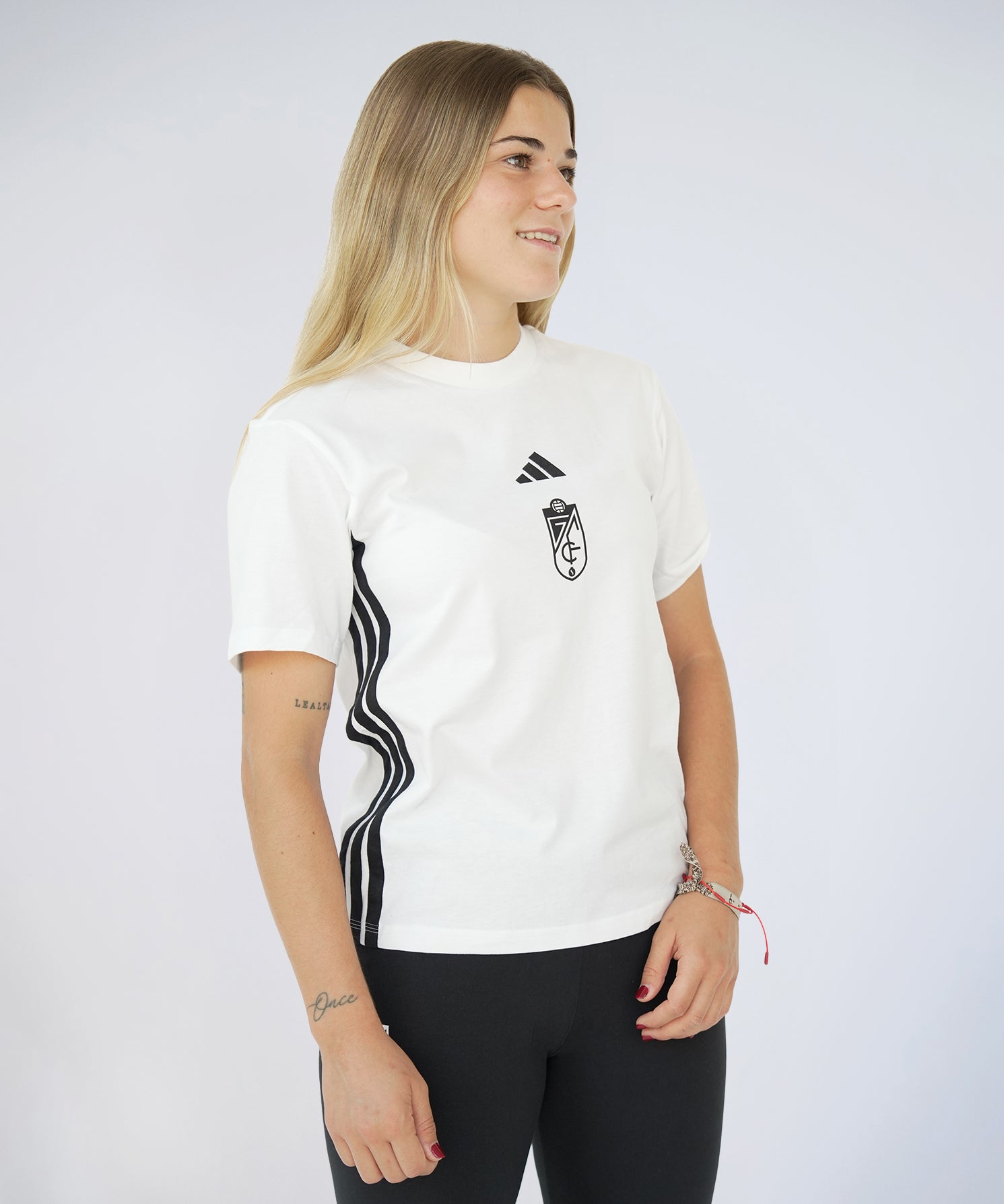 CAMISETA_BLANCA_FI_2.jpg