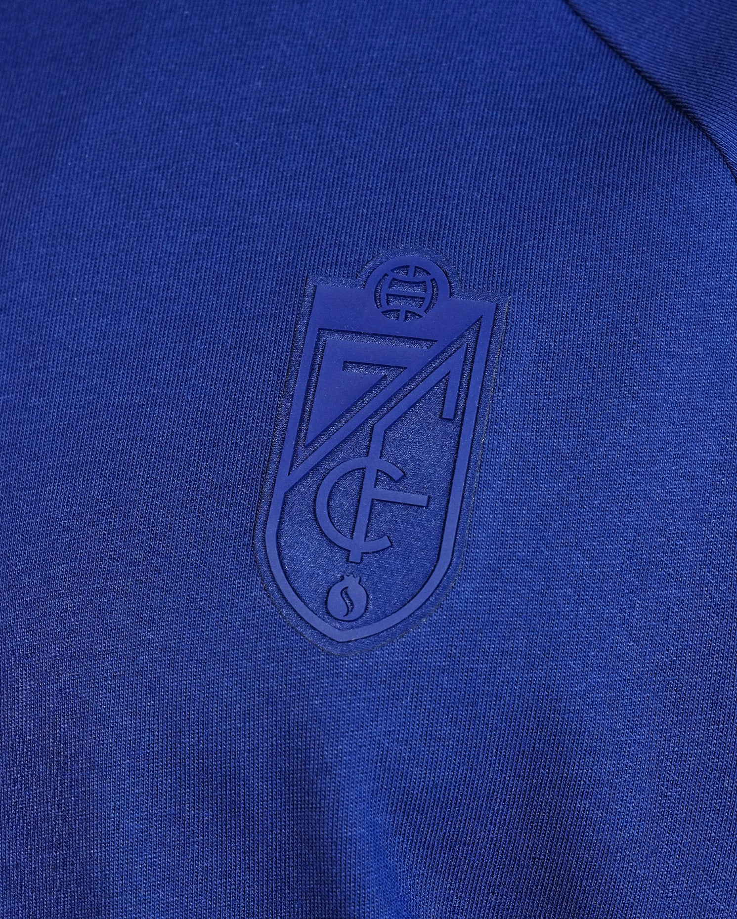 Camiseta Travel Azul Hombre adidas 25-26