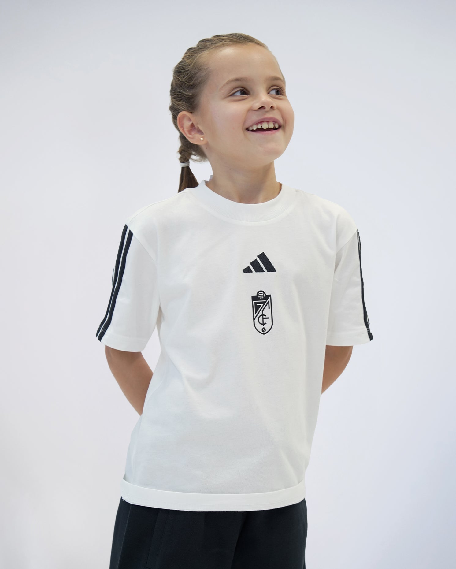 Camiseta ESS Blanco Niño adidas 25-26
