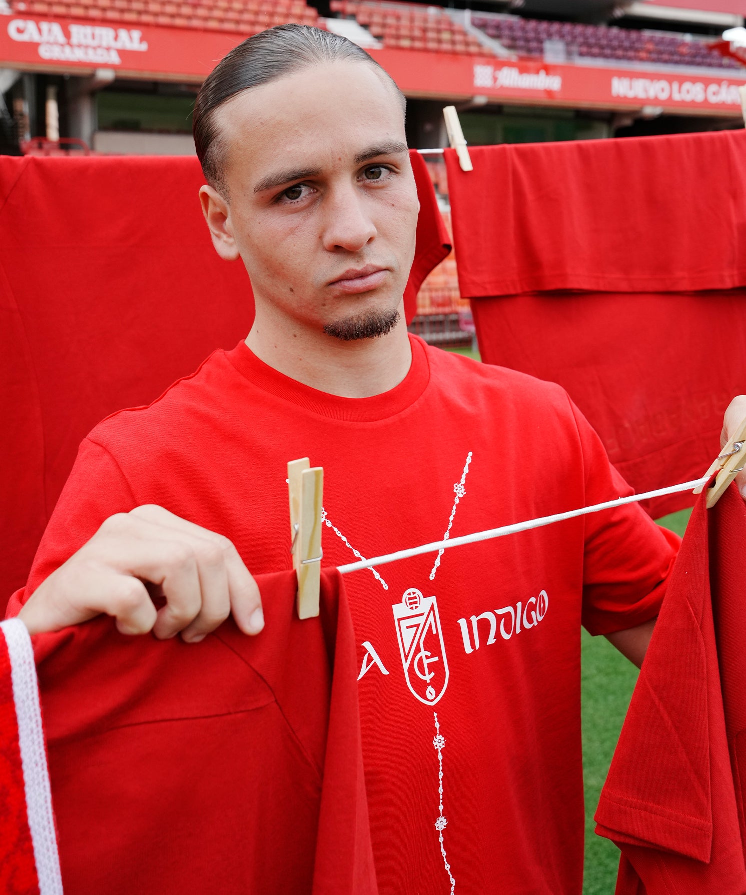CAMISETA_FRONTAL_IZAN.jpg
