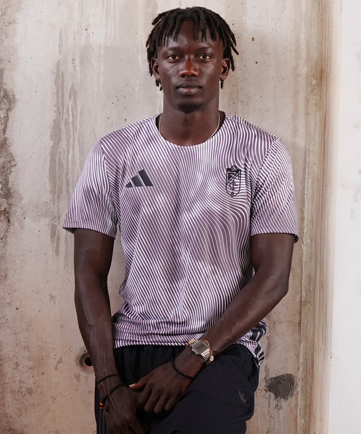 CAMISETA_GRIS.jpg