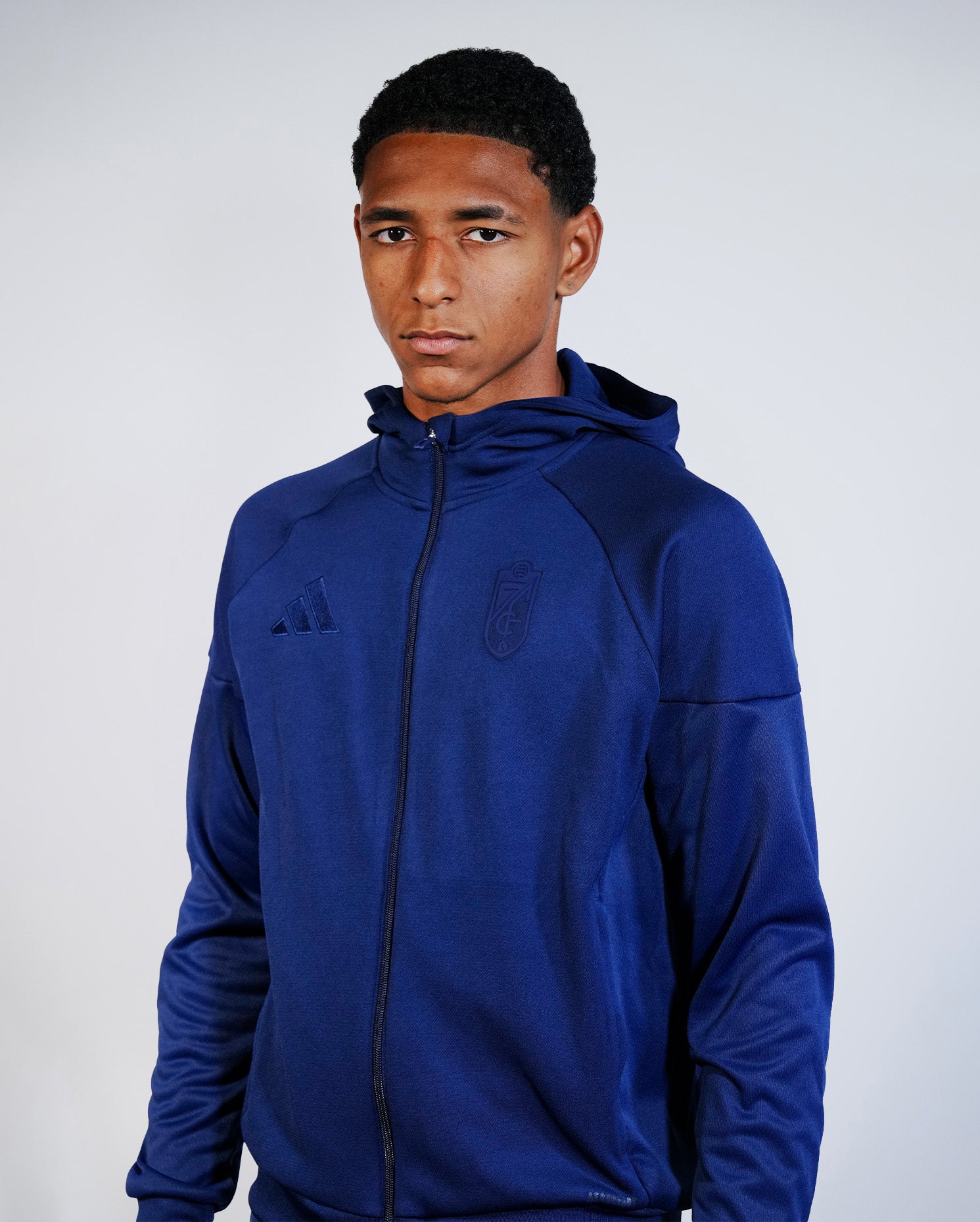 Chaqueta Travel Azul Hombre adidas 25-26