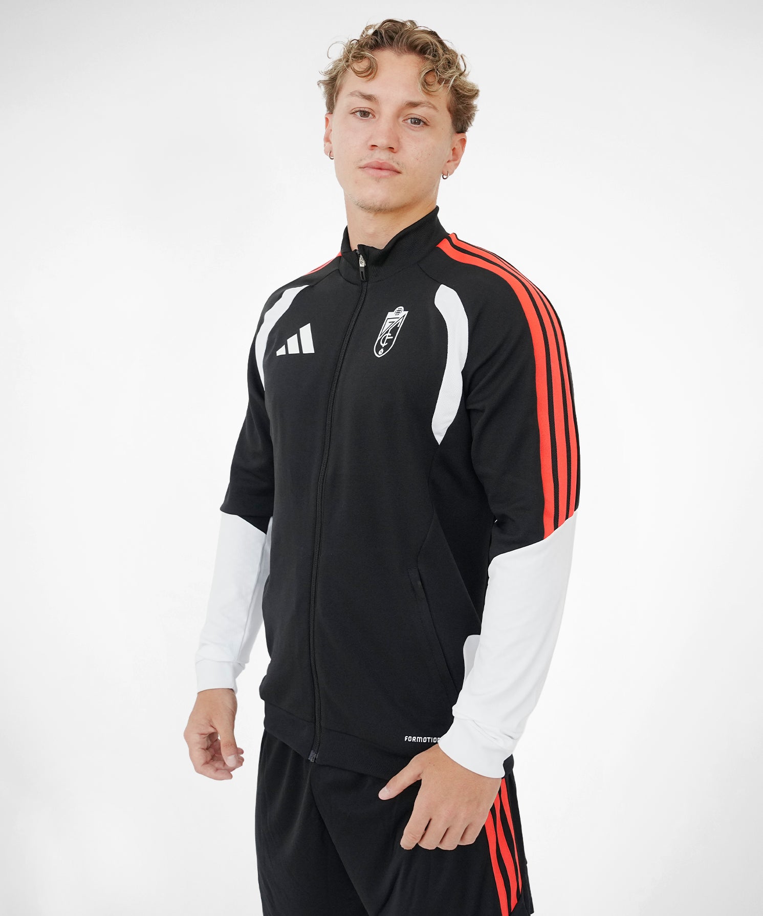 CHAQUETA_TRAINING_PLAYER_2.jpg