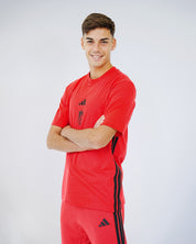 Camiseta ESS Roja Hombre adidas 25-26