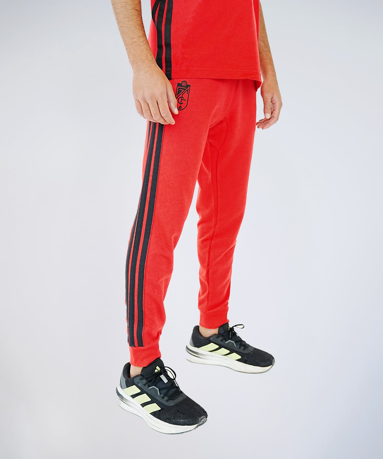 CONJUNTO_ROJO_PANTALON_2.jpg