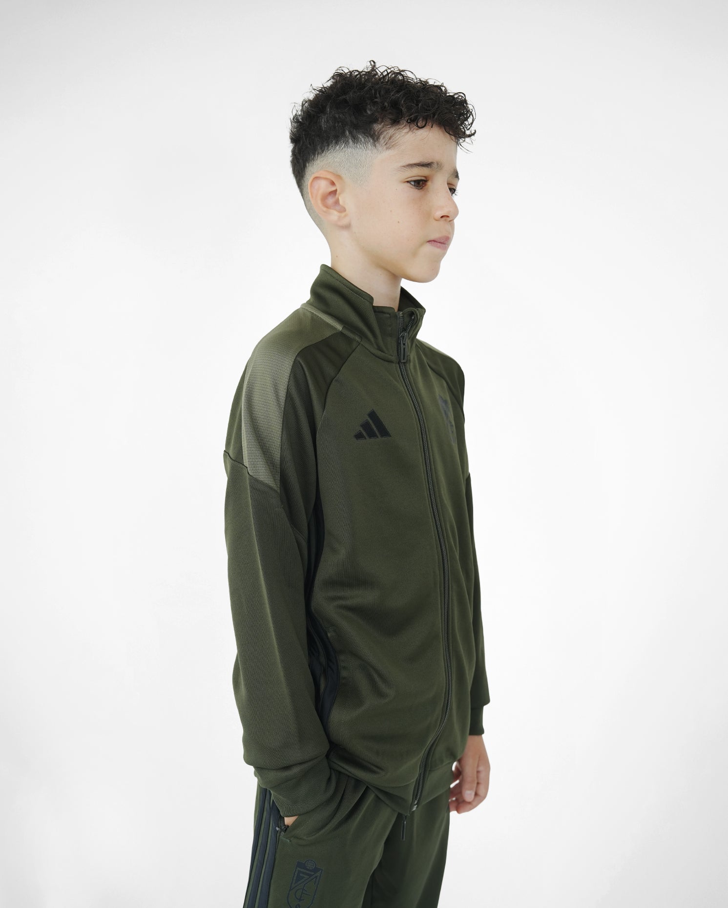 Chándal Kaki Niño adidas 26-27