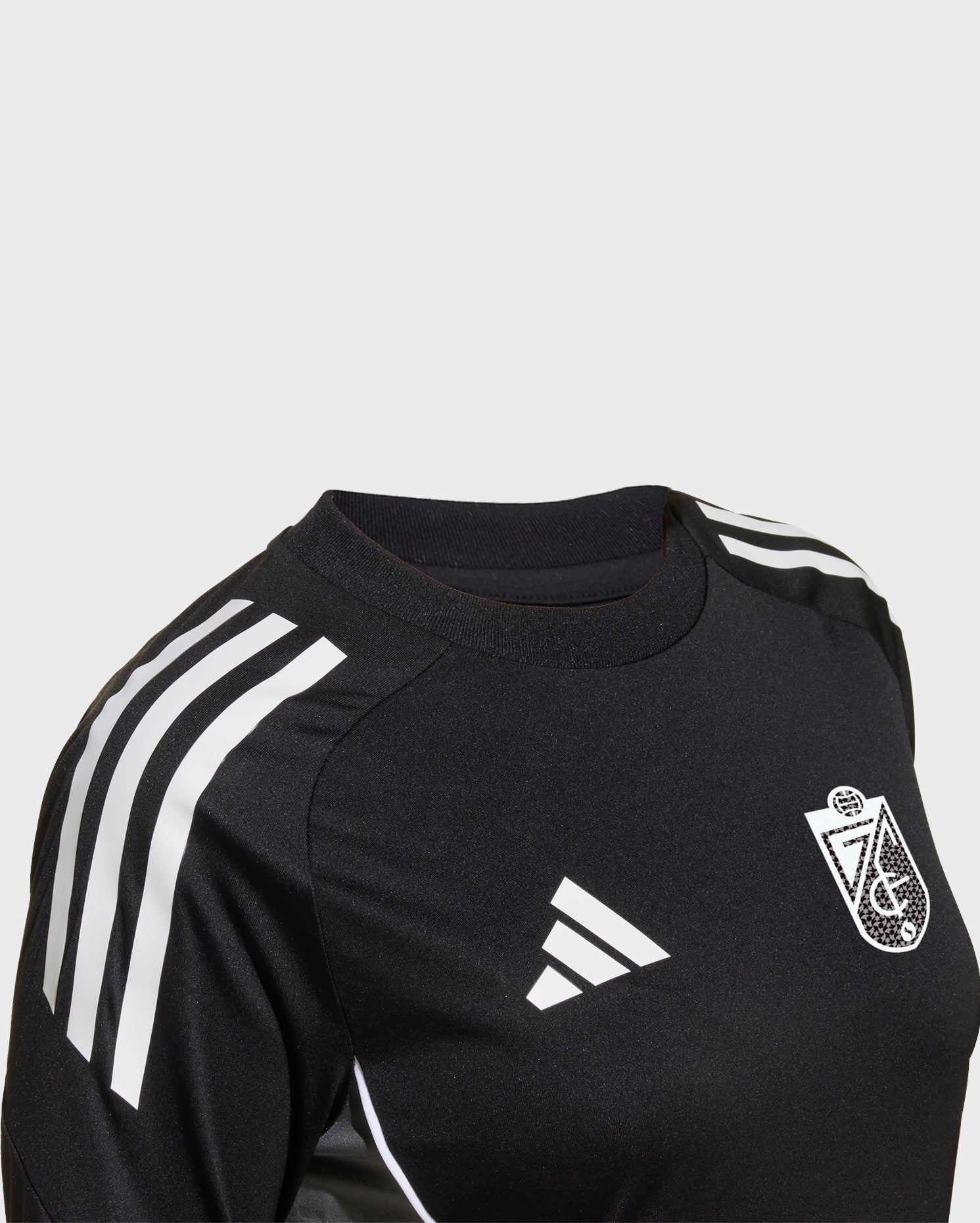Camiseta Entreno Negra Niño adidas 25-26