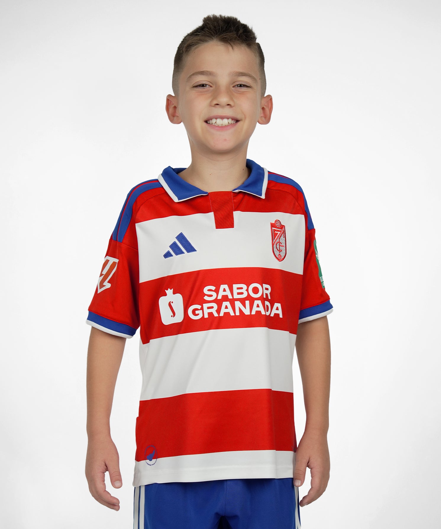 FRONTAL_65c48cf7-c1dd-48a5-8031-d75e6f0cc669.jpg