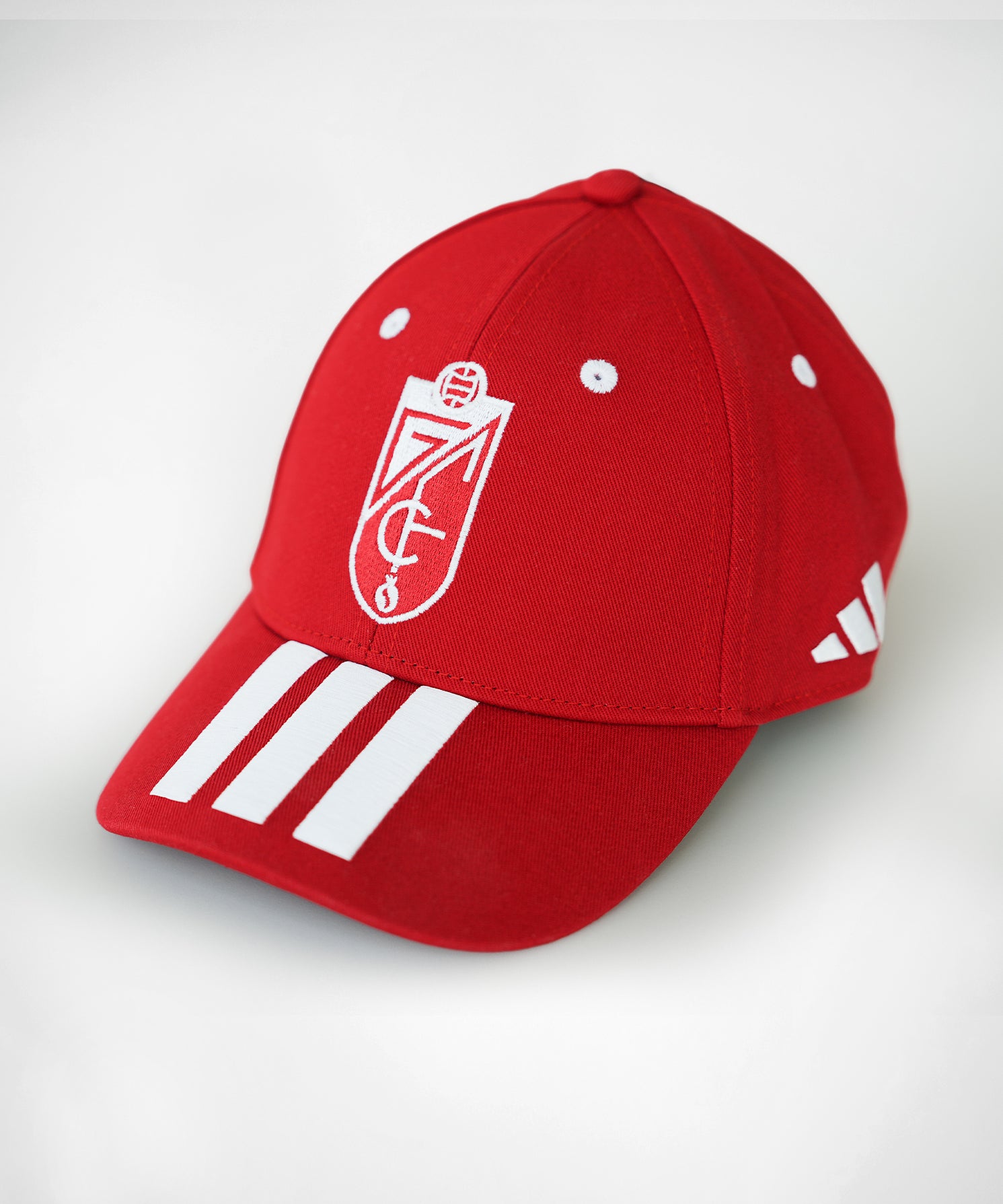 GORRA_ROJA_1.jpg