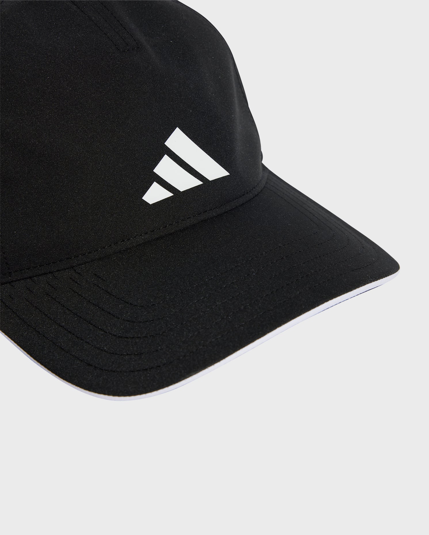 Gorra Negra adidas 26-27