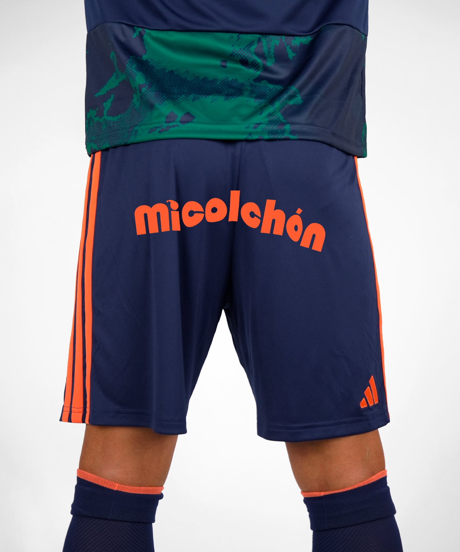 PANTALON_ESPALDA_9b786488-7b03-4b8d-b11a-dd3750f197f8.jpg