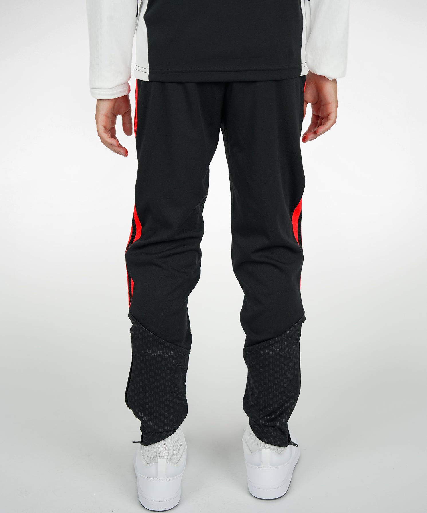 PANTALON_LARGO_ESPALDA.jpg