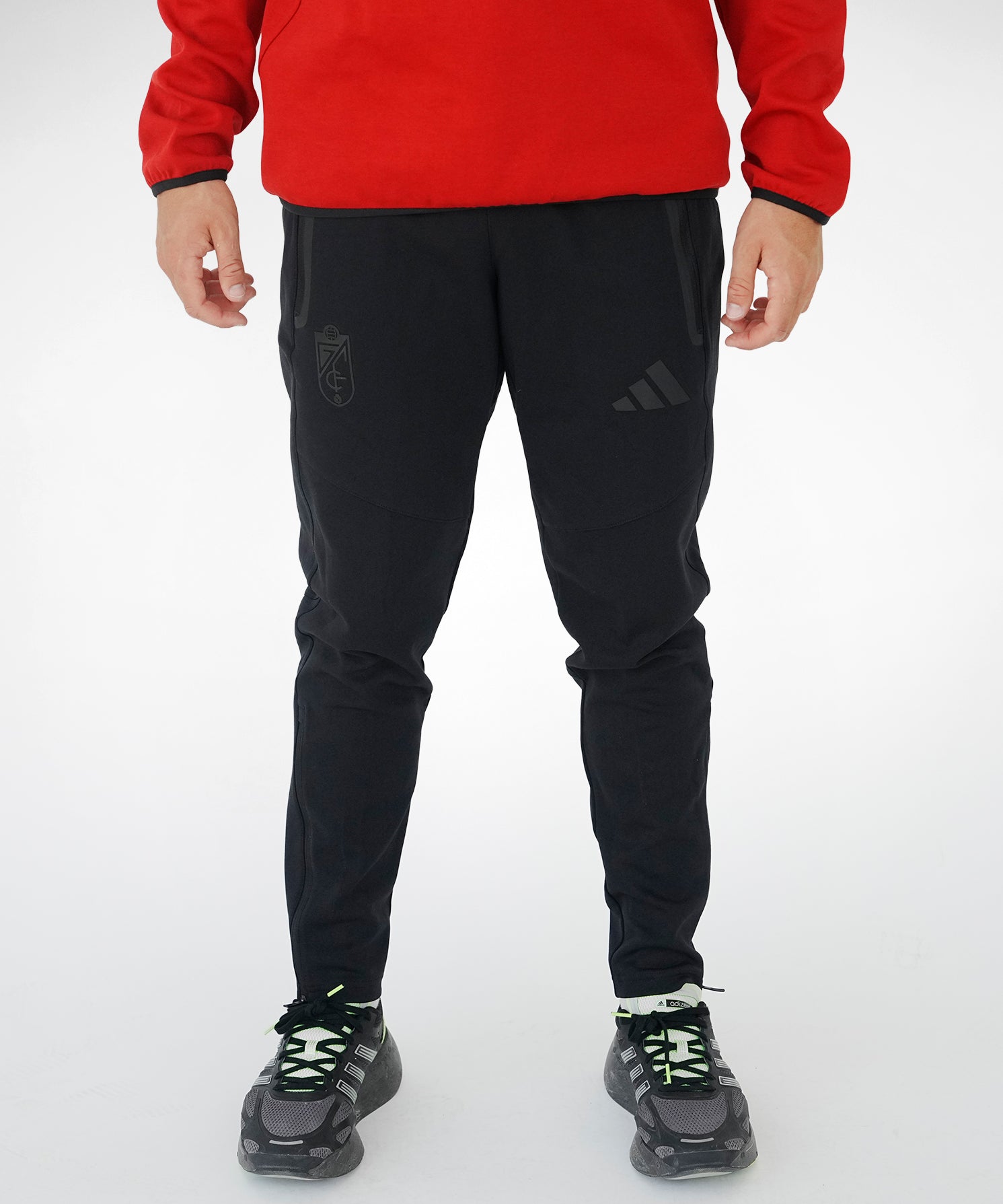 PANTALON_LARGO_FRONTAL.jpg