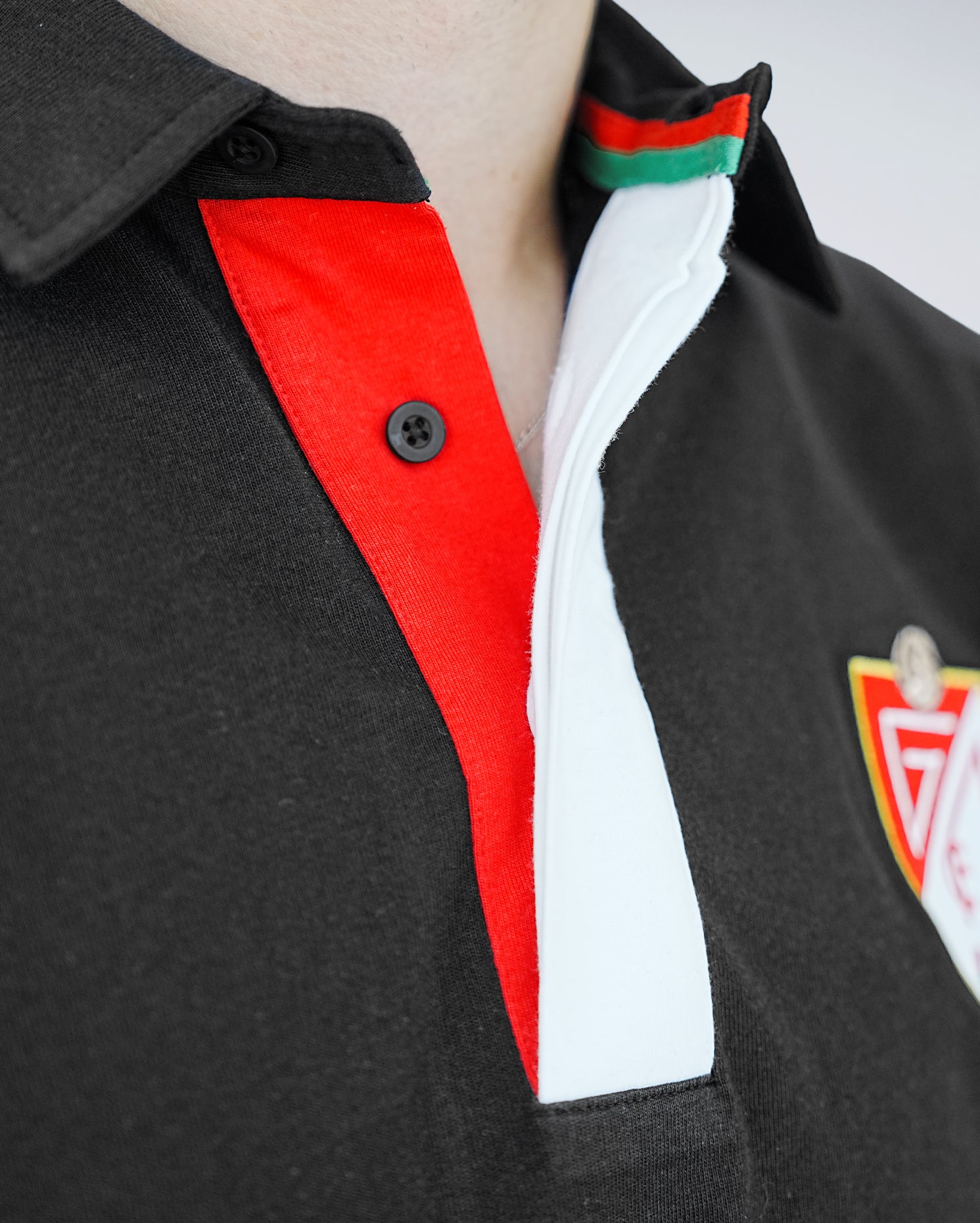 Polo Negro Izcoa Coolligan