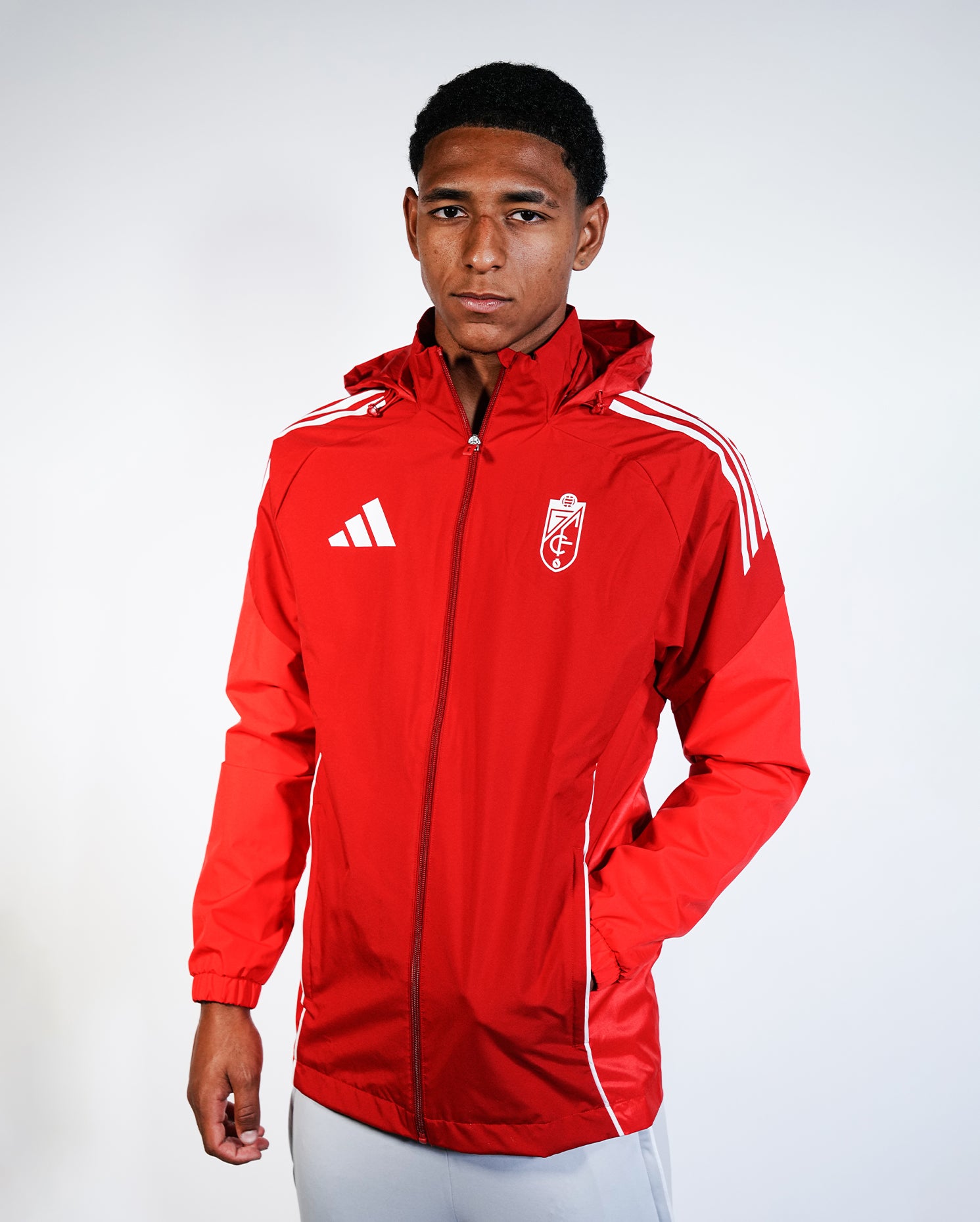Chubasquero Entreno Rojo Hombre adidas 25-26