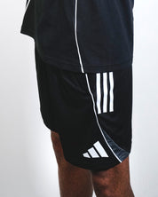 Pantalón Corto Entreno Negro Hombre adidas 25-26