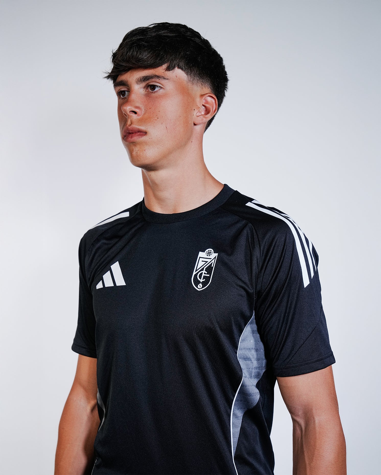 Camiseta Entreno Negra Hombre adidas 25-26