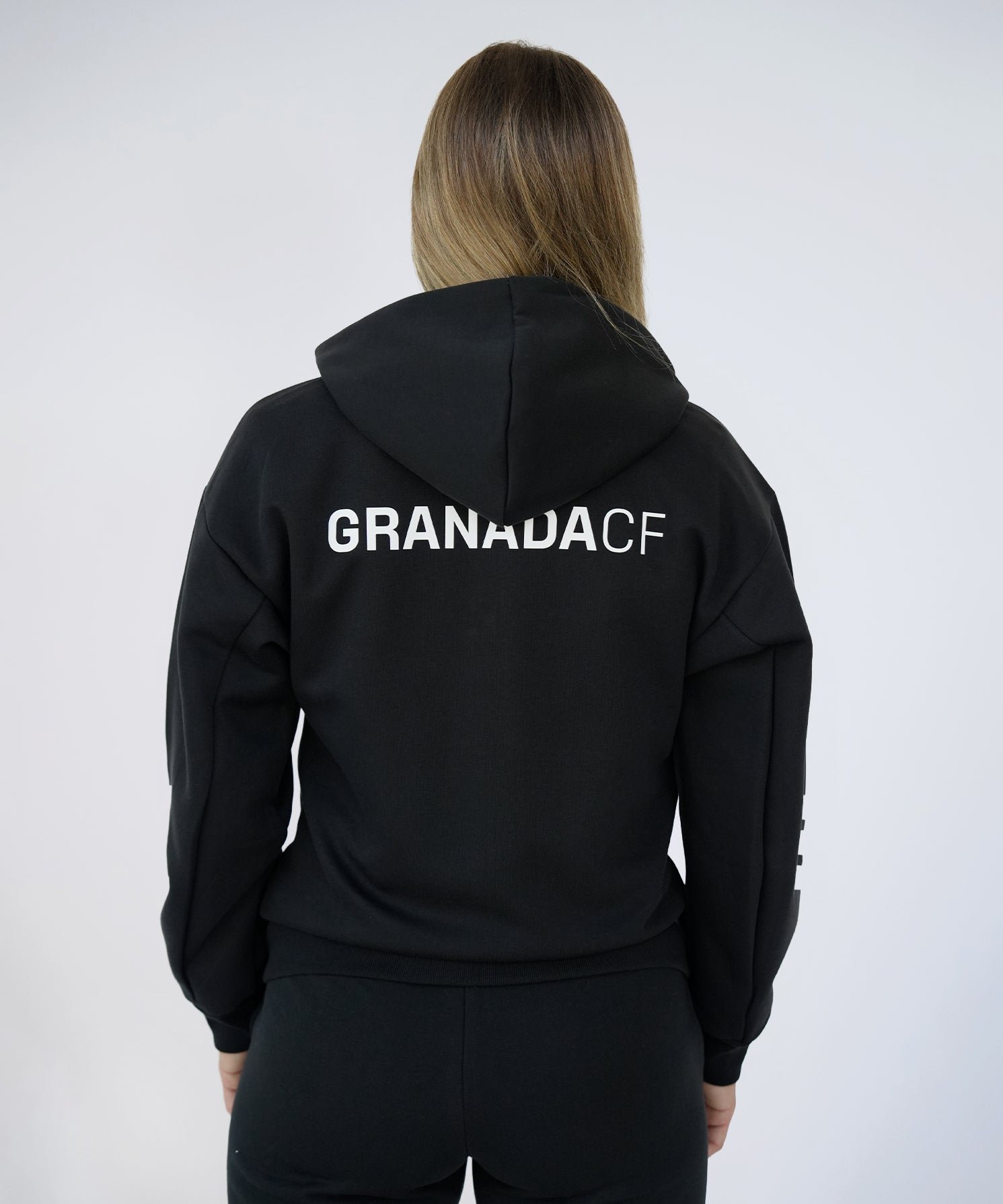 SUDADERA_FI_NEGRA_ESPALDA.jpg