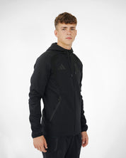 Hoodie Travel Negra Hombre adidas 26-27