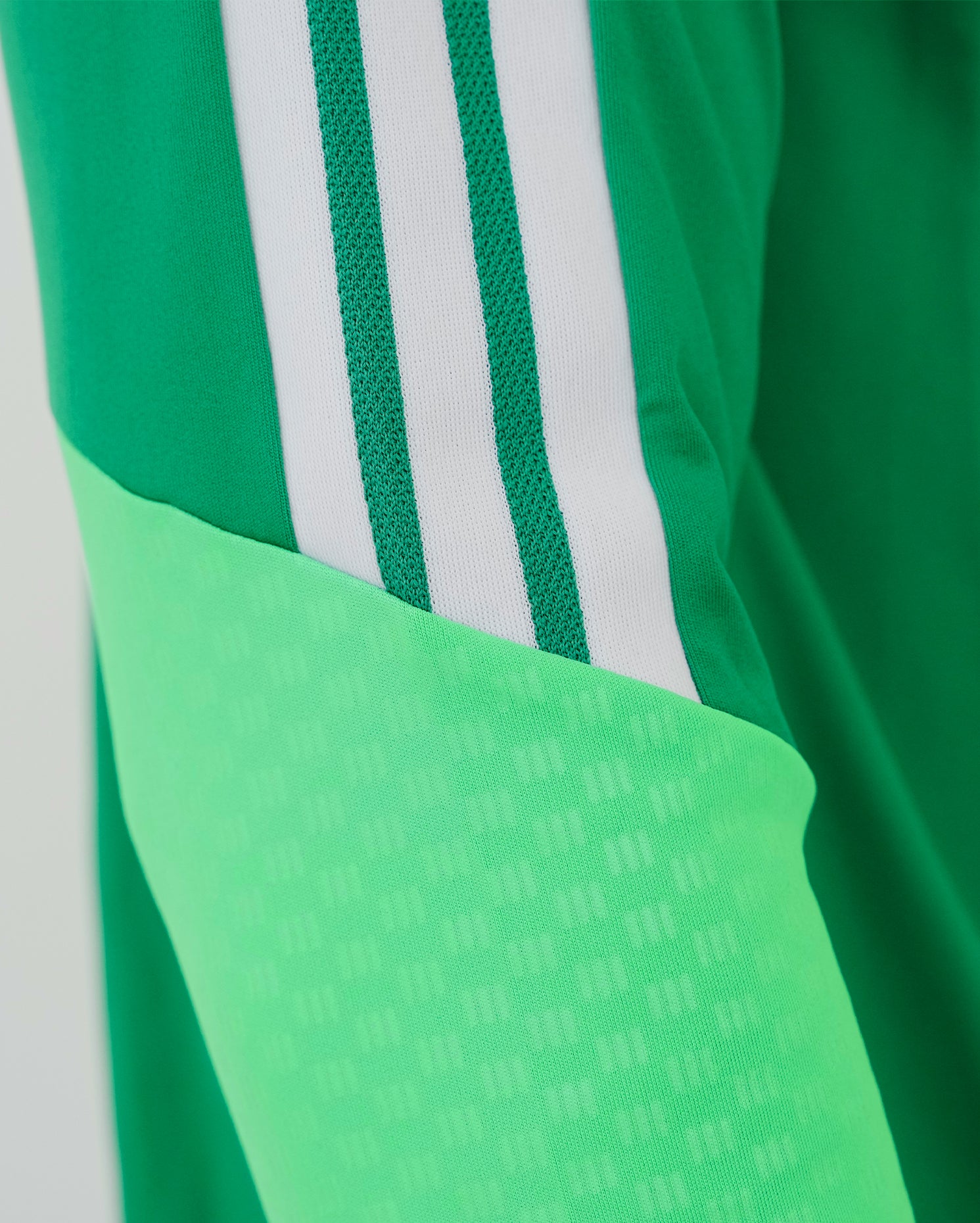 Sudadera Entreno Verde Hombre adidas 26-27