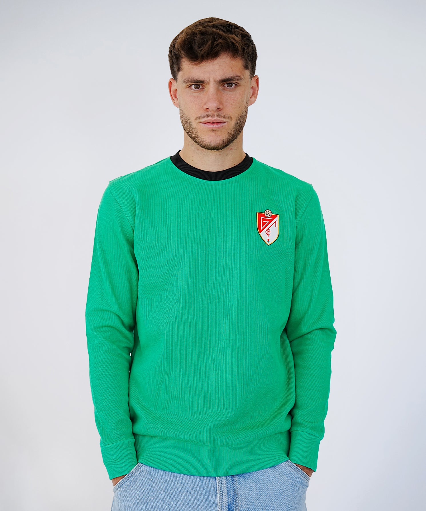 SUDADERA_VERDE_1.jpg