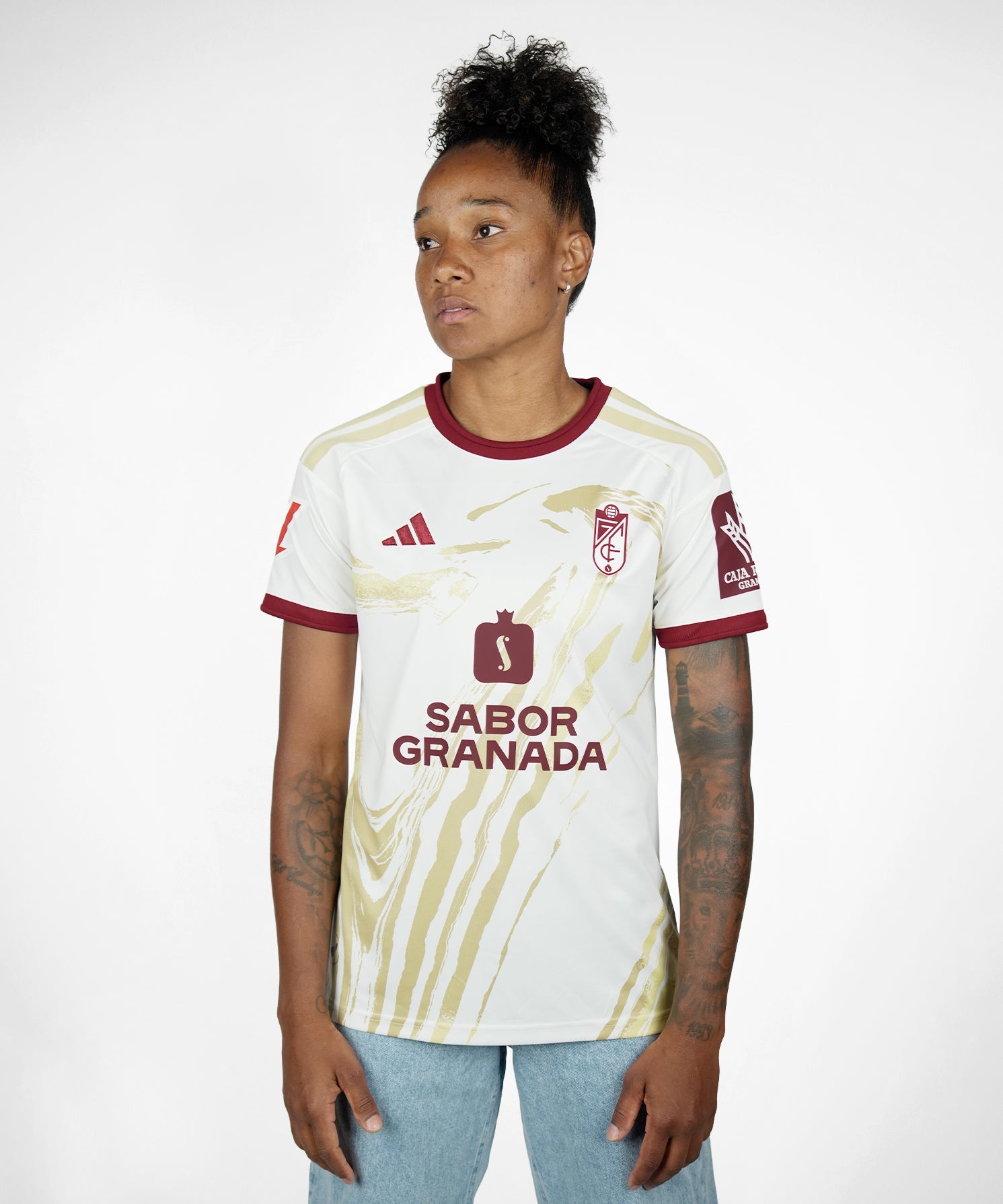 TERCERA_FRONTAL_0aab6bb4-3a7d-47ba-b5c5-1b038f11a9de.jpg