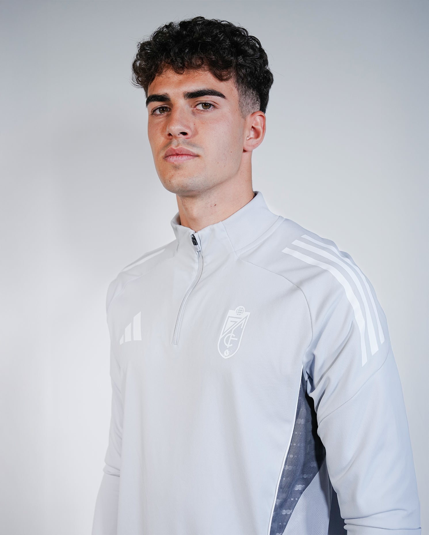 Sudadera Entreno Gris Hombre adidas 25-26