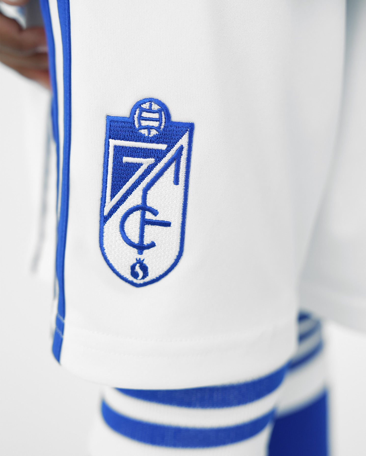 Pantalón Equipación Niño adidas 25-26