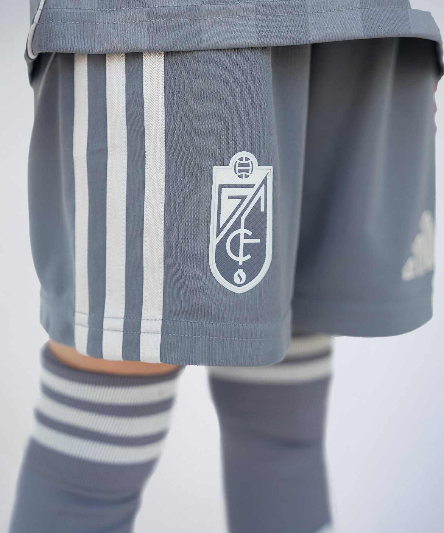 nino_tercera_pantalon_6.jpg